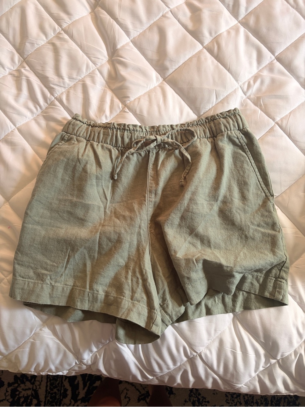 GAP High-Rise Drawstring Linen-Blend Shorts - Sage Green